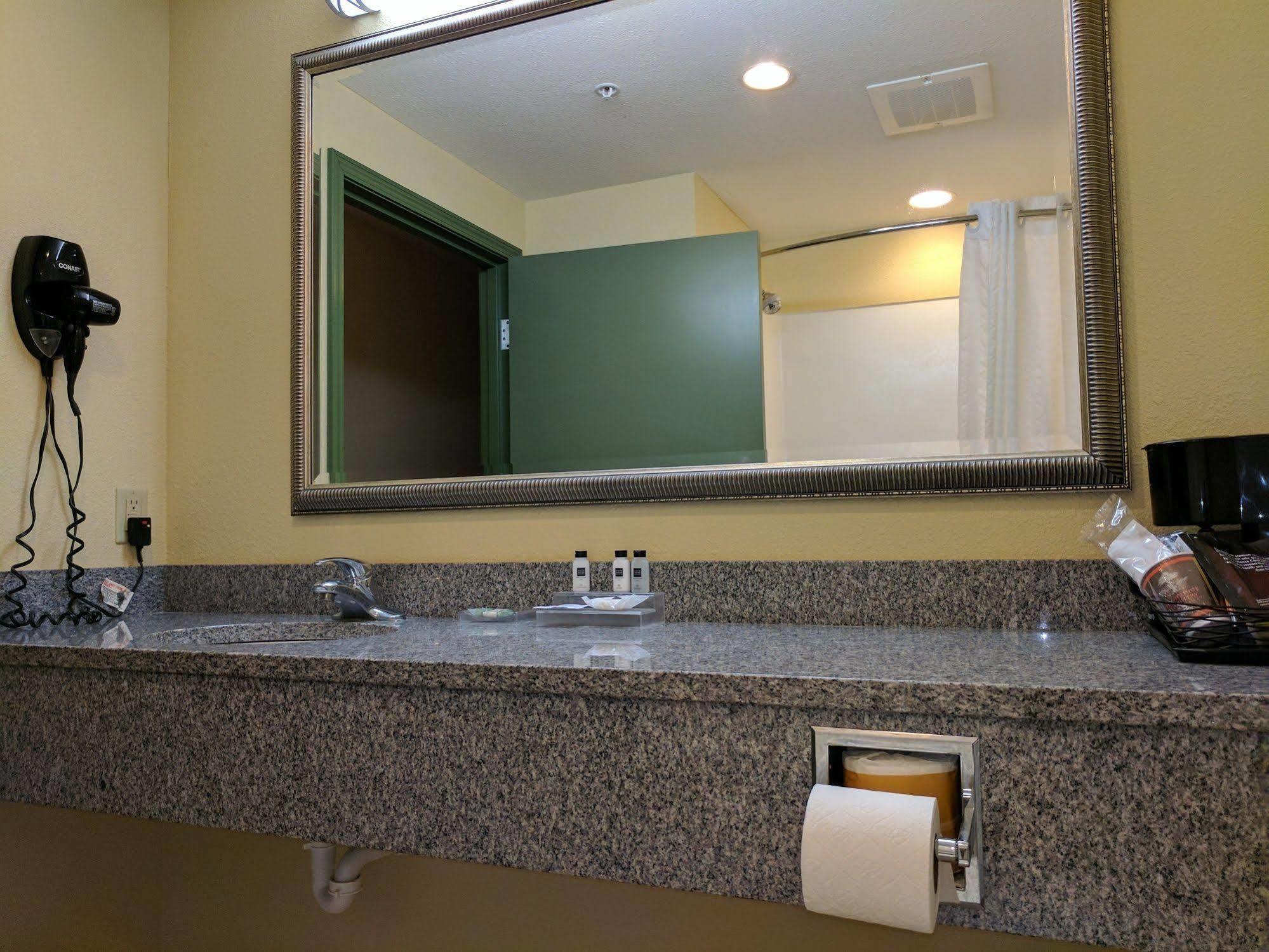 Country Inn & Suites By Radisson, Tallahassee-University Area, Fl Exterior foto